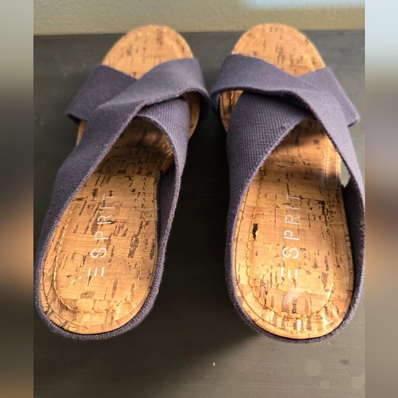 Espirit Oceane Navy Wedge Sandals Size 7 - Picture 4 of 5